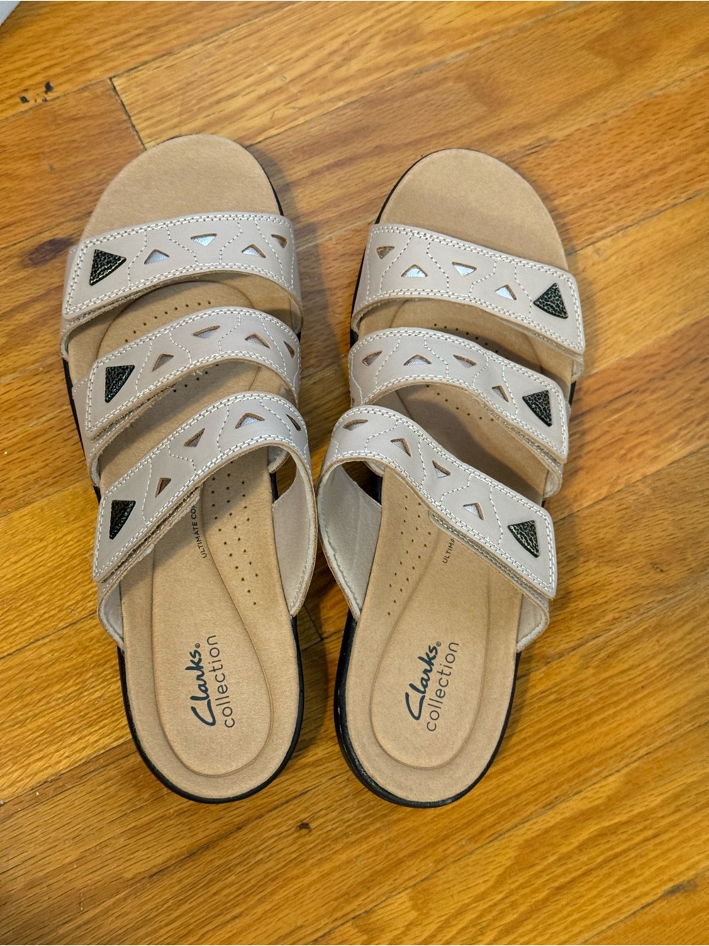 NIB Clarks, Laurieann Nora, Beige Leather Slide Sandals, 12 Wide